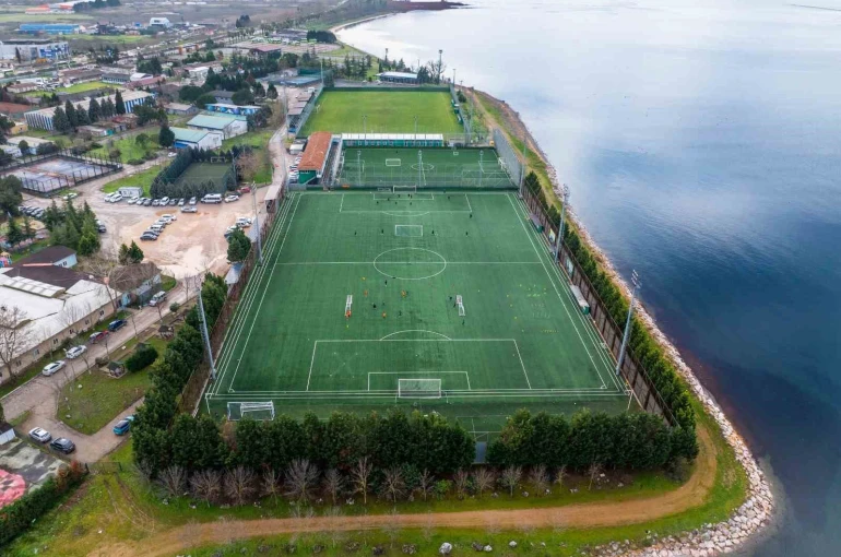 Kocaeli Büyükşehir’den Kocaelispor’a altyapı yatırımı