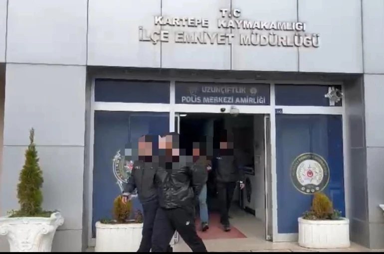 Kocaeli’de 2,85 litre sıvı metamfetamin ele geçirildi 