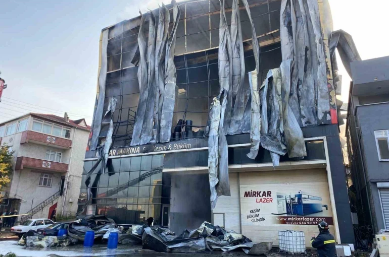 Kocaeli’de 7 kişinin öldüğü fabrika yangını davası başladı