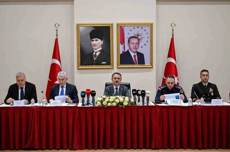 Kocaeli’de bir ayda 77 bin sürücüye trafik cezası kesildi