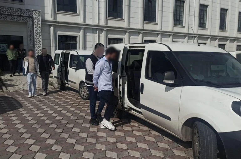 Kocaeli’de oto hırsızları yakalandı: 4 kişi tutuklandı