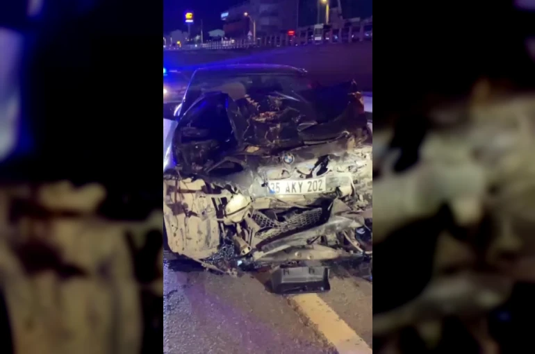 Kocaeli’de zincirleme kaza: 4 araç birbirine girdi, 3 yaralı