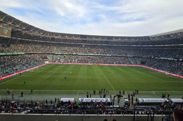 Kocaelispor ile Galatasaray tribün liderleri maç öncesi buluştu