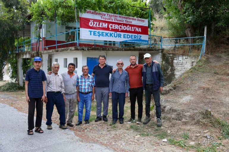 Koçarlılı muhtarlar: "Başkan Çerçioğlu hizmeti ayağımıza getirdi"
