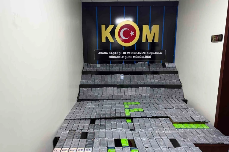 Kolilerden su değil kaçak telefonlar çıktı