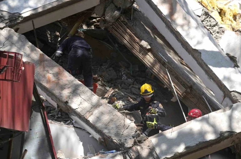 Kolombiya’daki depremde can kaybı 111’e yükseldi