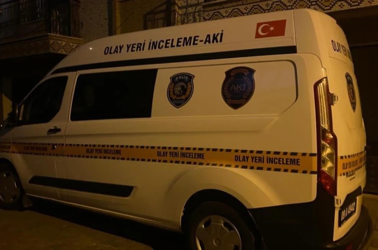 Komşuları şüphesinde haklı çıktı, evinde ölü bulundu