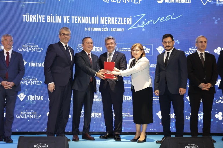 Konya Bilim Merkezi’ne “Bilim ve Toplum Çalışmalarını Dijitalde Yaygınlaştırma” ödülü