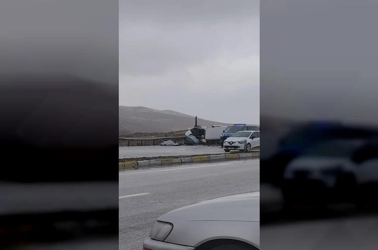 KONYA’DA AREFE GÜNÜ FECİ KAZA!