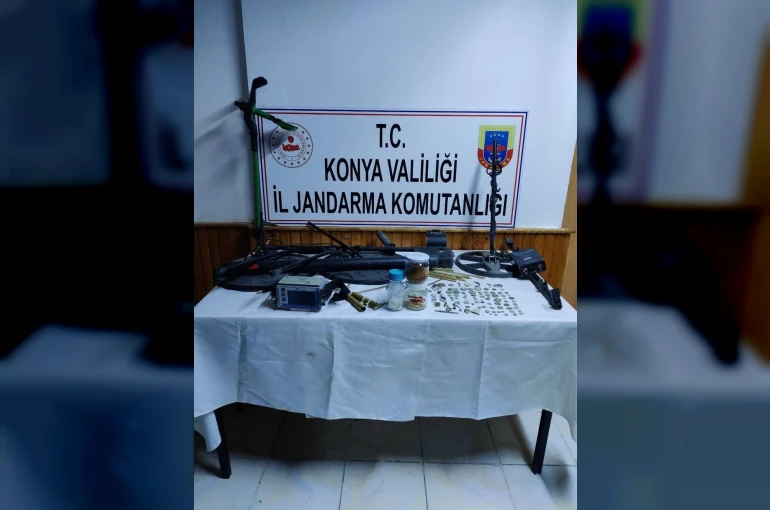 Konya’da jandarma ekiplerinden tarihi eser operasyonu