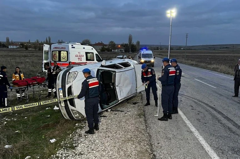 Konya’da otomobil devrildi: 1 kişi hayatını kaybetti
