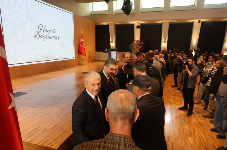 Konya'da protokol bayramlaştı