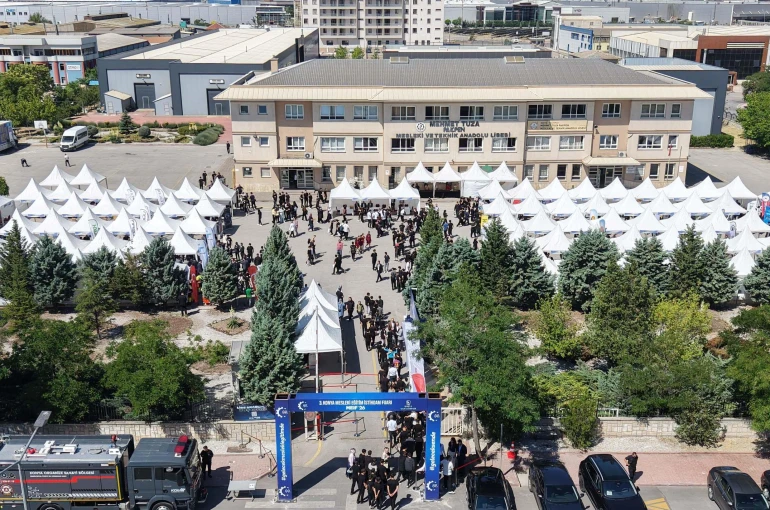 Konya Mesleki Eğitim İstihdam Fuarı, bu yıl 3. kez kapılarını açtı