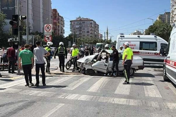 Konya Nalçacı Caddesi'nde kaza