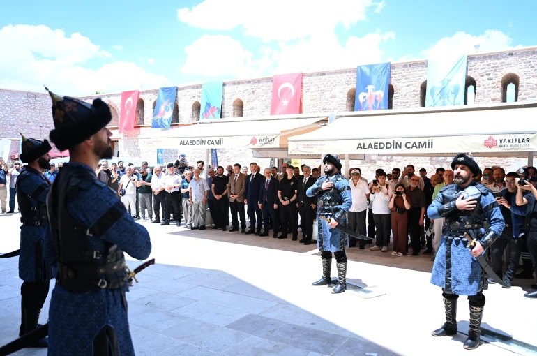 Konya’nın Darülmülk oluşunun 929. yılında Selçuklu sultanları anıldı