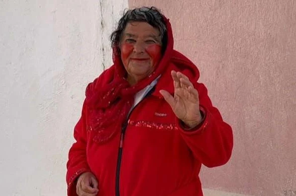 Konya'nın ‘Kırmızılı Kadını' son yolculuğuna uğurlandı