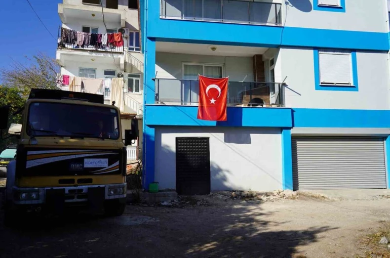 Konyaaltı Belediyesi şehit ailesini unutmadı