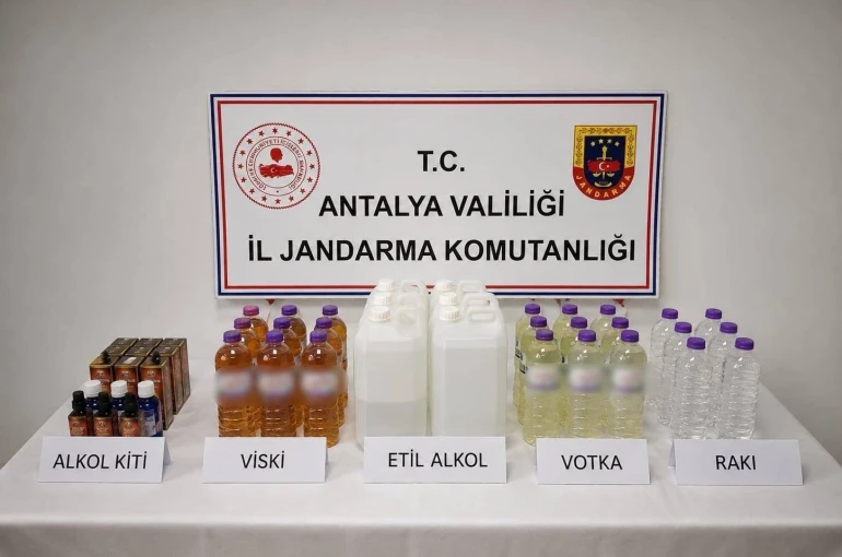 Konyaaltı’nda kaçak alkol operasyonu