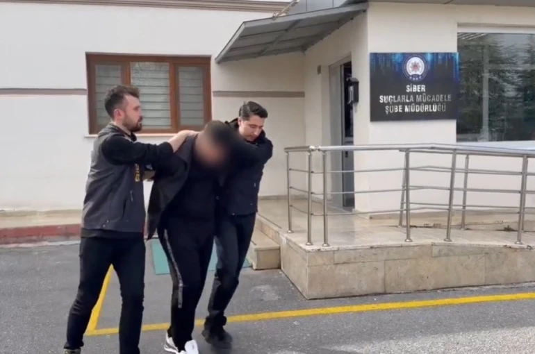 Konya’da 26 yıldan fazla hapis cezası olan dolandırıcı yakalandı