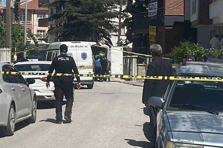 Konya’da anne ve babasını öldüren zanlı tutuklandı