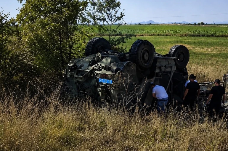 Konya’da askeri araç devrildi: 1 yaralı