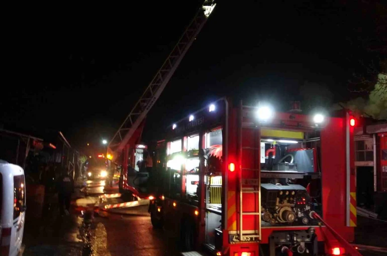 Konya’da iş yerinde yangın: 2 yaralı