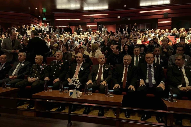 Konya’da Öğretmenler Günü çeşitli etkinliklerle kutlandı