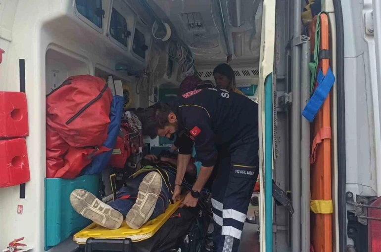 Konya’da otomobil ile motosiklet çarpıştı: 1 yaralı
