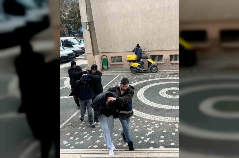 Konya’da sahte bahis dolandırıcılığı operasyonu: 2 tutuklama