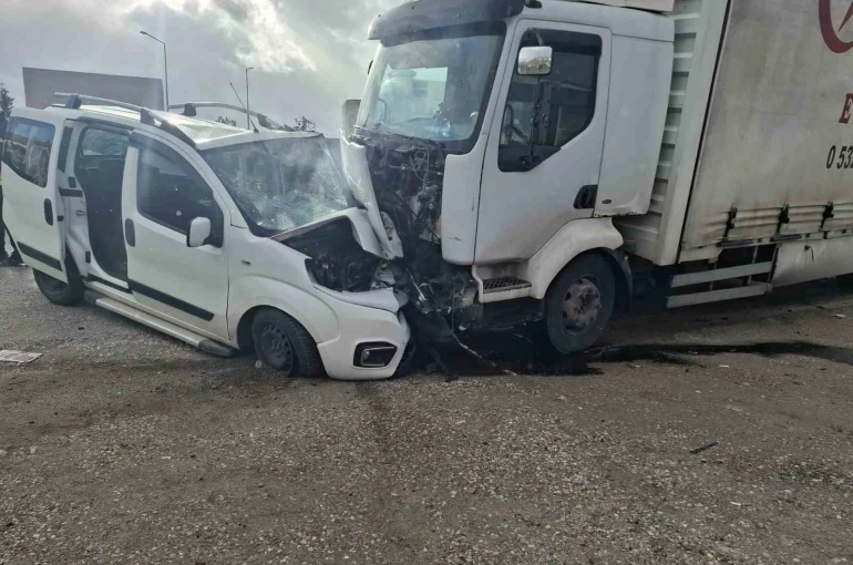 Konya’da trafik kazaları: 7 yaralı