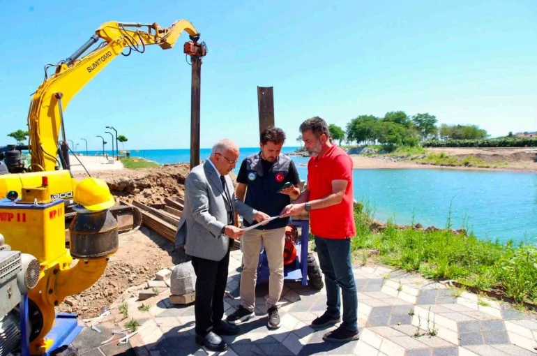 Kordon Park’ın iki etabını birbirine bağlayacak yaya köprüsünde çalışmalar sürüyor