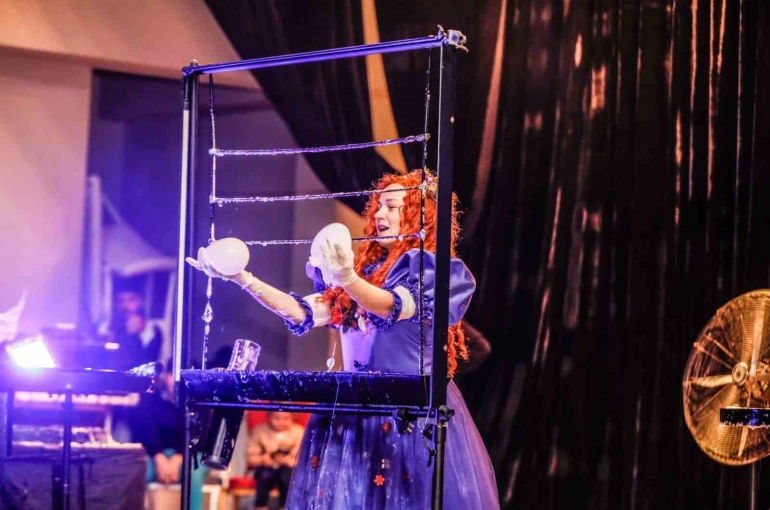 Körfez’de çocuklar Bubble Show ile eğlendi 
