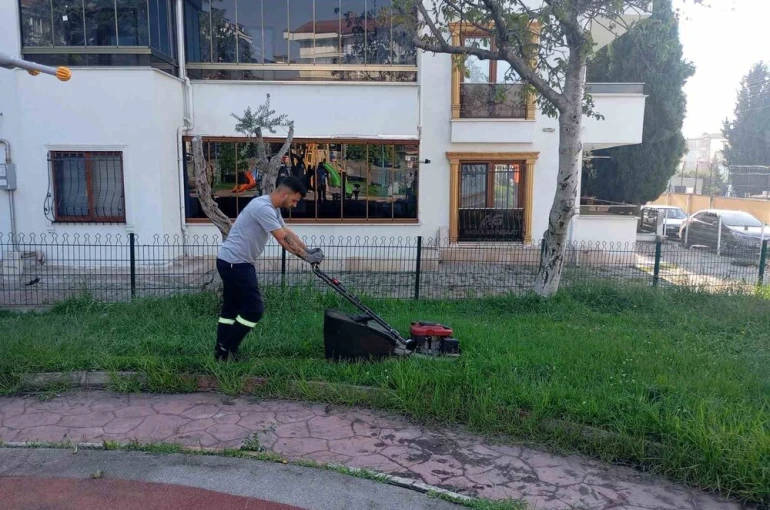 Körfez’de yollar ve parklar yenileniyor