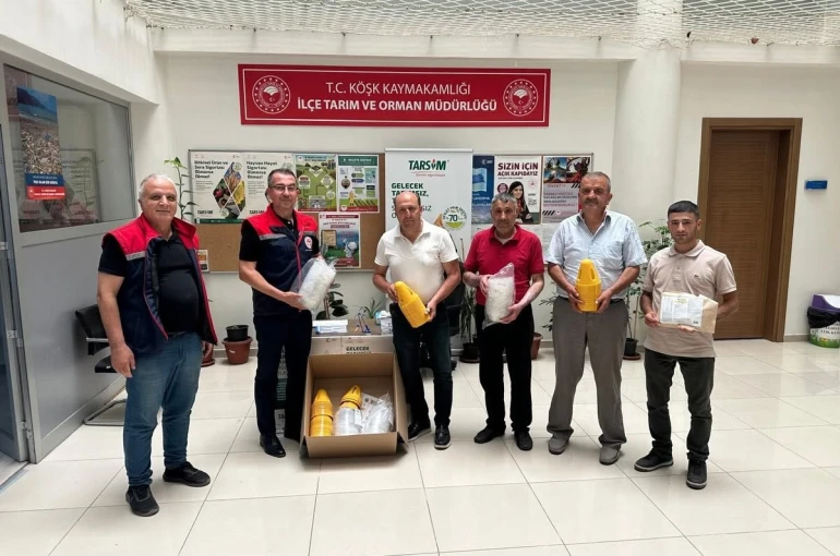 Köşk’te üreticilere yüzde 50 hibeli Akdeniz Meyve Sineği tuzağı desteği
