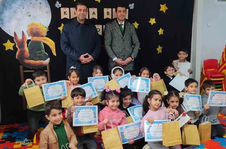 Kovancılar Müftüsü Çavaş, öğrencilerle bir araya geldi