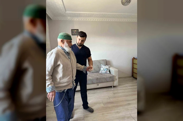 Kovancılar’da bir ilk: Evde fizik tedavi uygulaması