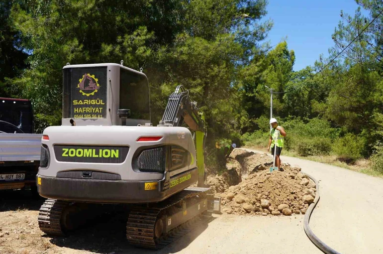 Köyceğiz Kemerağzı Mevkii’ndeki içme suyu hattı yenileniyor