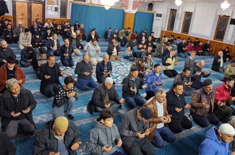 Köyceğiz’de Berat Kandili ihya edildi