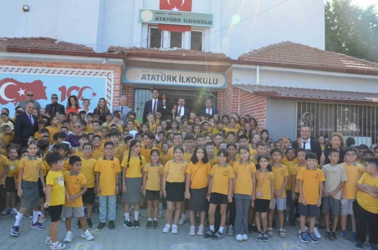 Köyceğiz’de okullar fidan dikim etkinliği ile açıldı