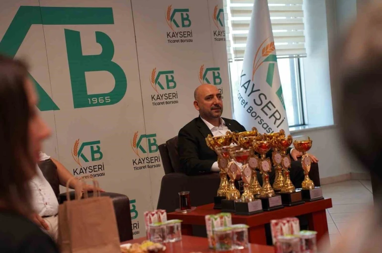 KTB ERVA Spor Okulu sporcularından Başkan Bağlamış’a ziyaret