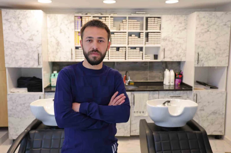 Kuaförde 26 bin liralık saç bakımı yaptırdı, "2 dakikaya geliyorum" diyerek çıktığı salona bir daha dönmedi