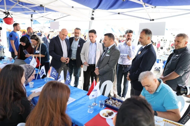 Küçükçekmece Belediyesi İstihdam Fuarı’nın ikincisini düzenledi