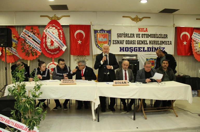 Kula Şoförler Odası’nda Başkan Kırlı güven tazeledi
