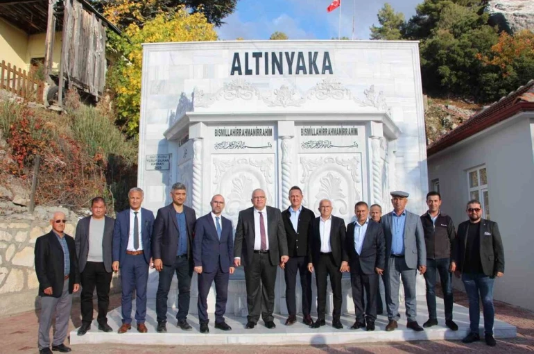 Kumluca’da hayırseverin yaptırdığı çeşme hizmete açıldı