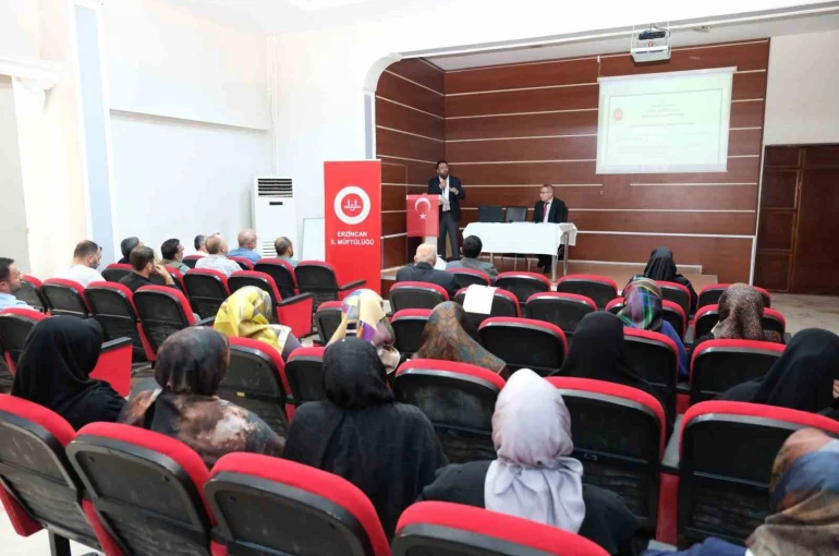 Kur’an Eğitim Merkezleri Erzincan’da tanıtıldı