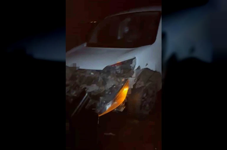 Kurtalan’da maddi hasarlı kaza