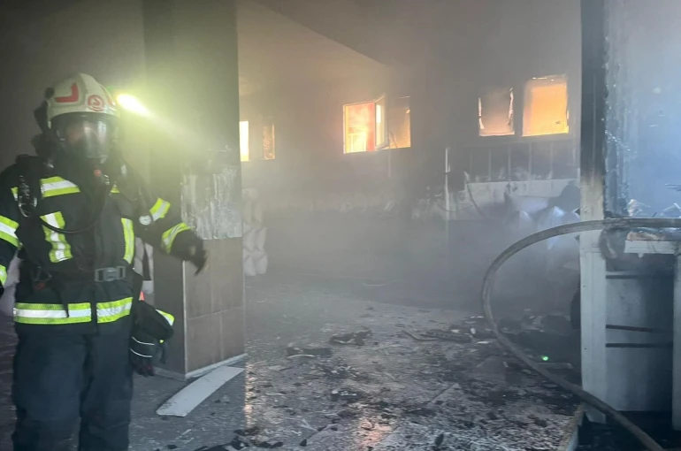 Kuruyemiş fabrikasında korkutan yangın