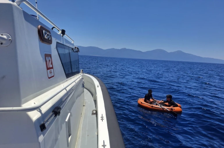 Kuşadası açıklarında 2 düzensiz göçmen yakalandı