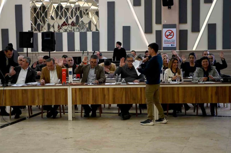 Kuşadası Belediye Meclisi 2026 yılının ilk toplantısını yaptı