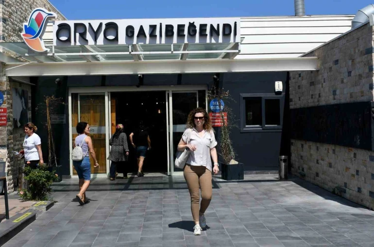 Kuşadası Belediyesi’nin turistik tesisleri ilgi görüyor